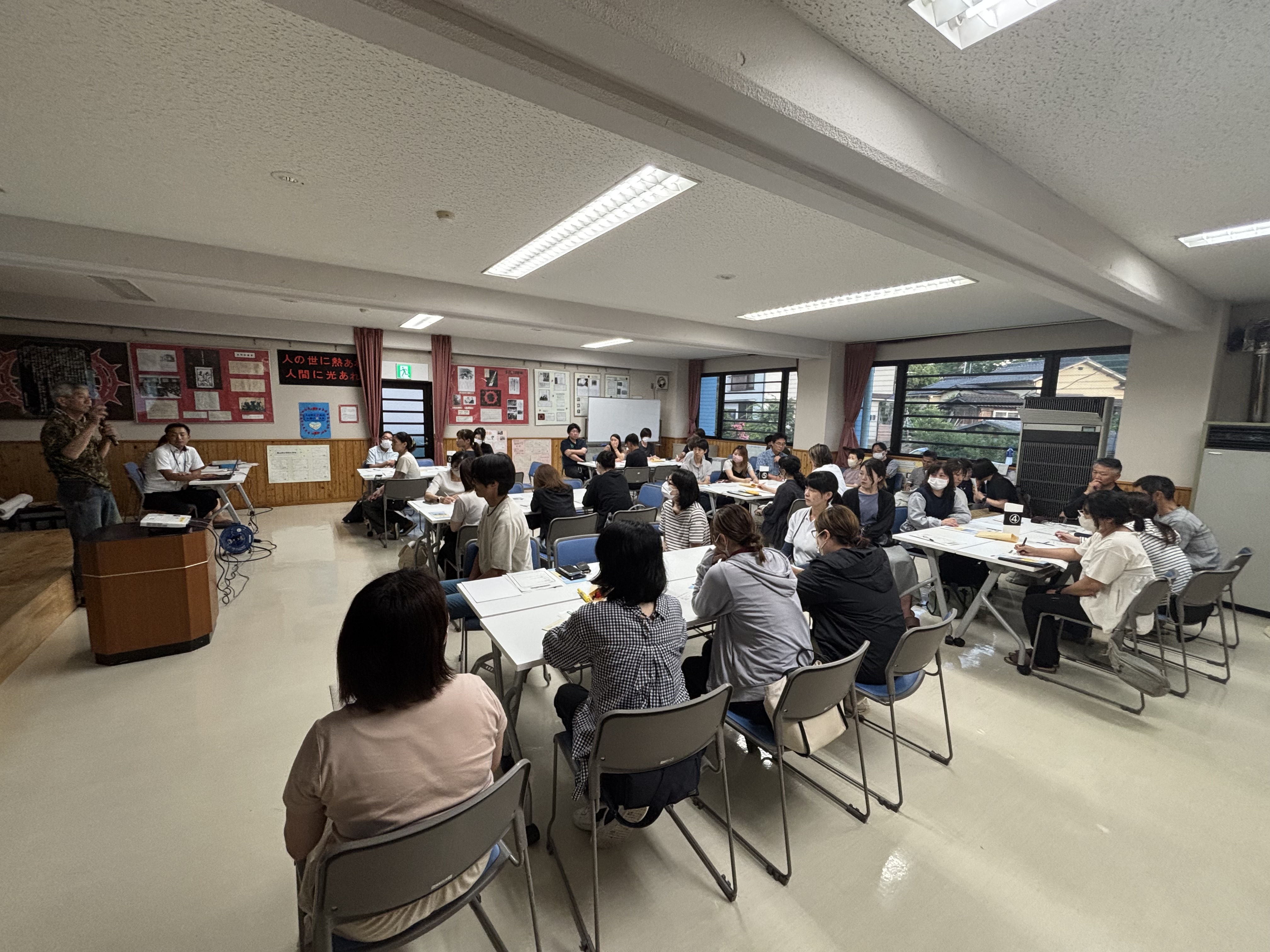 講演の